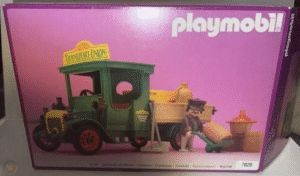 Delivery truck