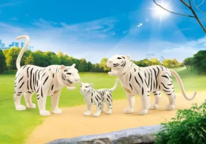 Famille de tigres blancs