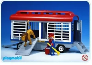 Circus Lion Train Car