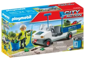 Street Cleaner with e-Vehicle