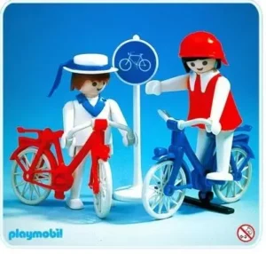 2 Cyclists