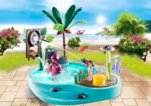 Small Pool with Water Sprayer
