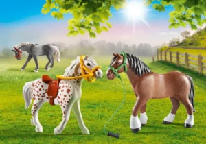 3 Horses set