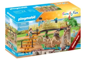 Outdoor Lion Enclosure
