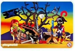 Pirates treasure hunters