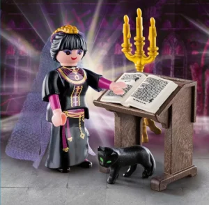 Witch with cat