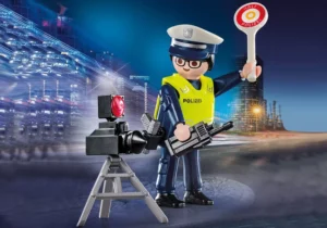 Policeman with radar trap (Polizei)