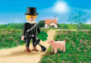 Chimney sweep with lucky pig