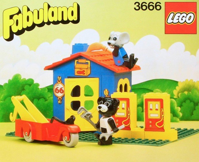 Billy Bear and Mortimer Mouse’s Service Station