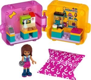 Andrea’s Shopping Play Cube