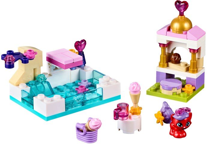 Treasure’s Day at the Pool